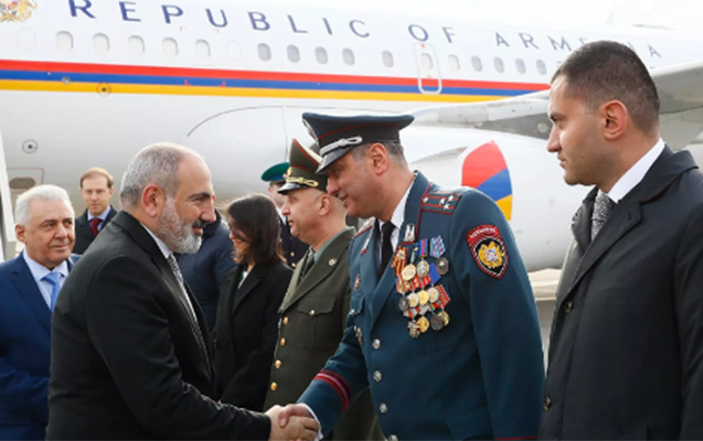 Paşinyan Rusiyaya getdi