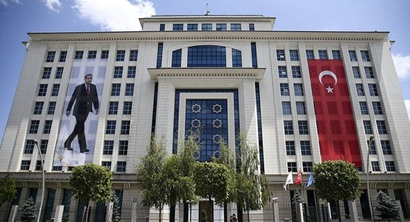 Ərdoğanın qərargahı boşaldılır- TƏCİLİ