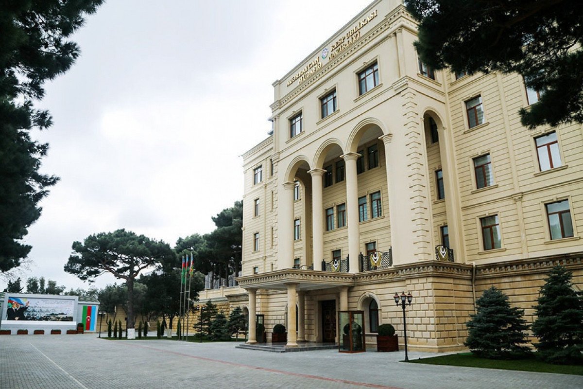 MN: Erməni silahlı dəstələri Füzuli-Bakı sərnişin təyyarəsinə qarşı radiomaneə tətbiq edib, GPS peyk naviqasiya sistemində fasilə yaranıb