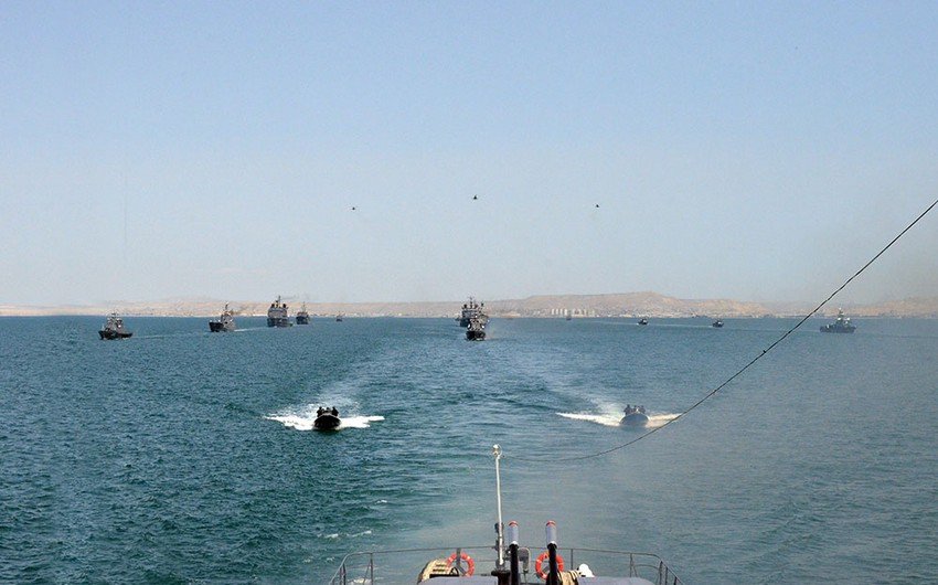 Azərbaycan Ordusu PUA, helikopter və gəmilərlə Xəzər dənizində təlimlərə başlayıb