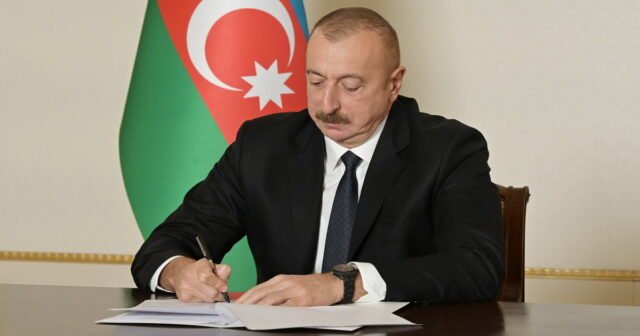 Prezident bu qanuna DƏYİŞİKLİK ETDİ