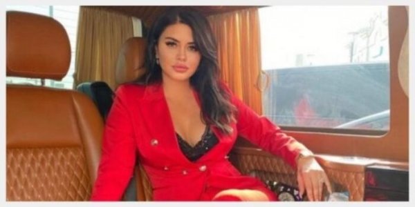 "Çılpaq halımı görmək üçün 500 min dollar təklif edirlər"