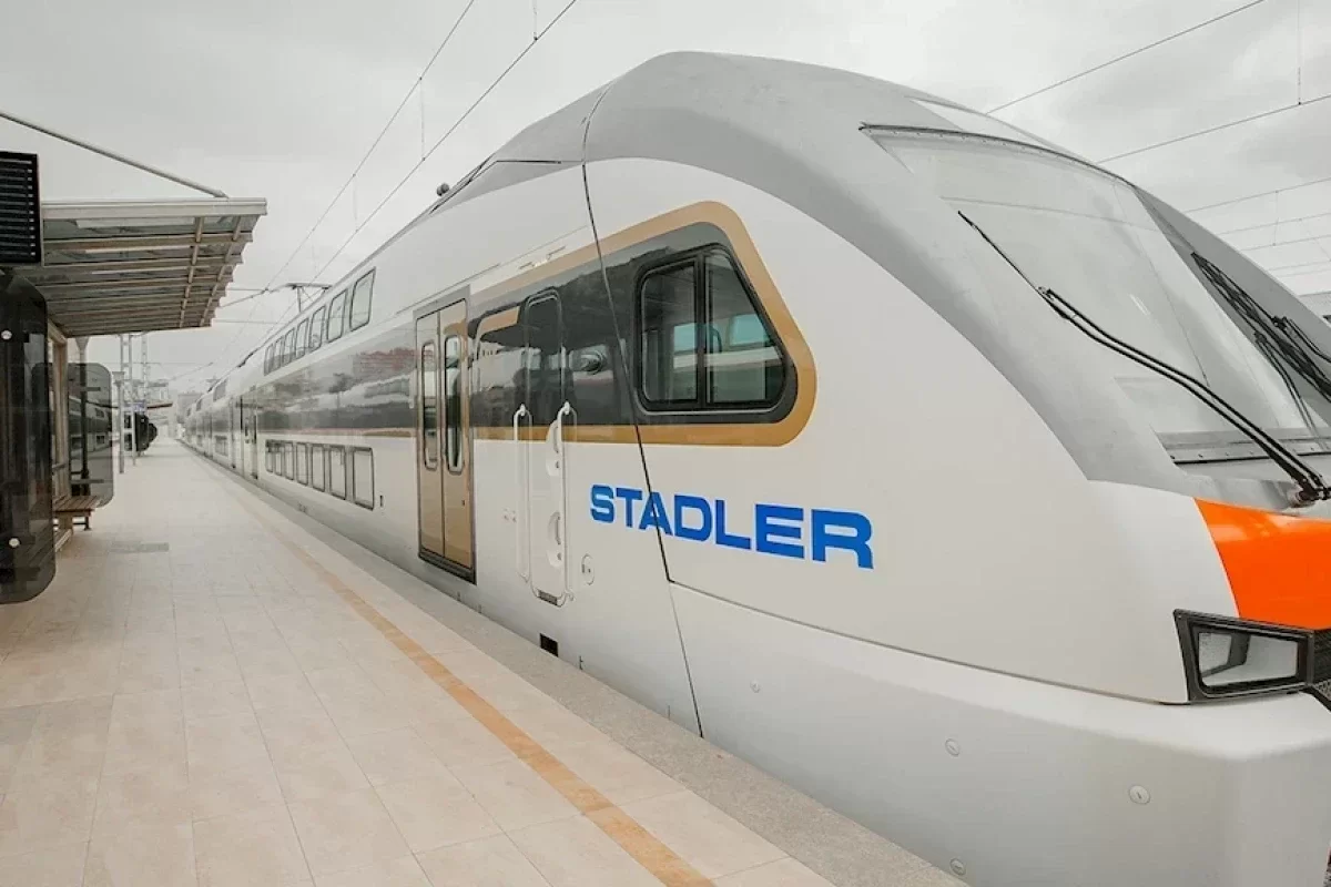 Azərbaycanda dəmir yolu ilə sərnişin daşımaları 50%-dən çox artıb