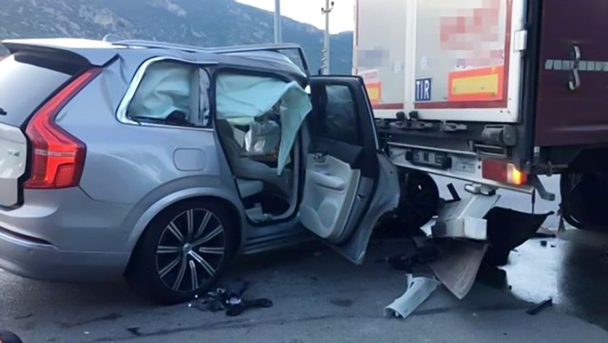 Tanınmış müğənni “Jeep” ilə qəzaya düşdü - Özü və yanındakı iki nəfər yaralandı - FOTO