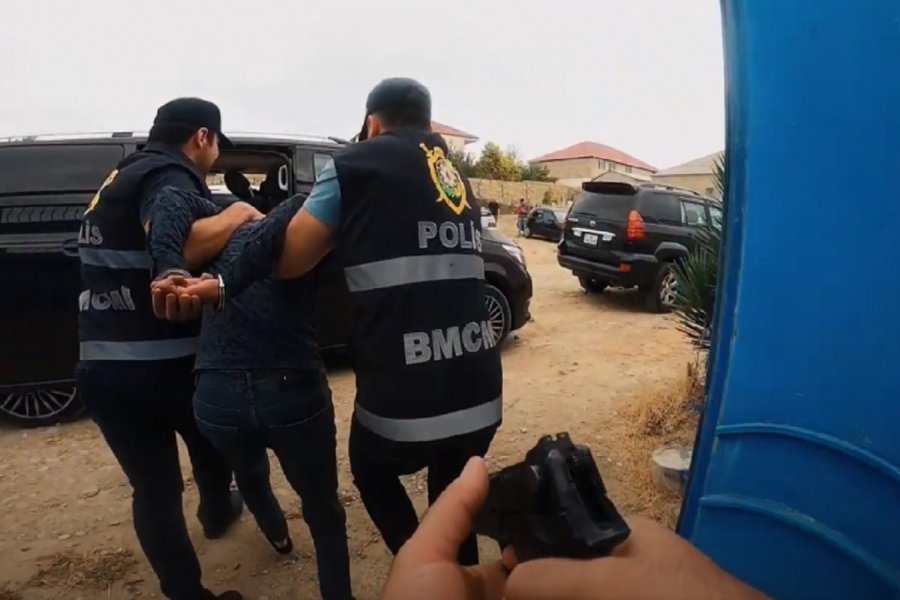 Polis Yasamalda 25 nəfəri SAXLADI-VİDEO