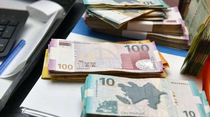 "Xalq" və "Əməkdar" adı olanlar bu qədər təqaüd alır - MƏBLƏĞ