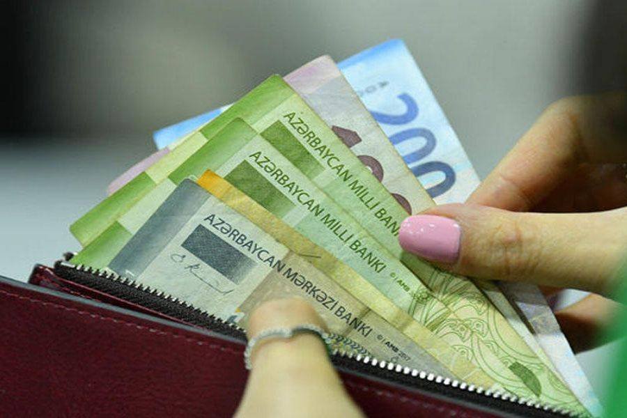 Dövlət qurumu işçi axtarır - MAAŞ 1500 MANAT