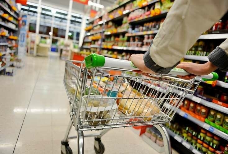 Marketlərdə məhsullar ucuzlaşa bilər - AÇIQLAMA