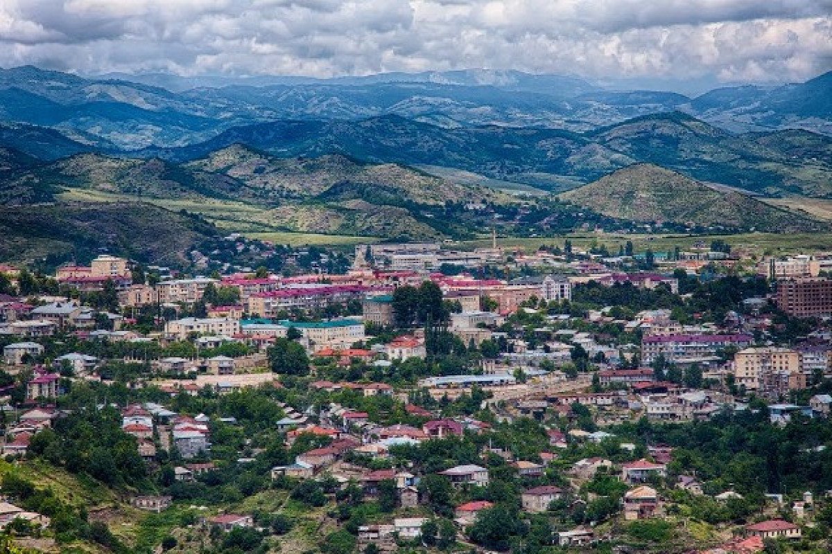 Xankəndidə yanacaqdoldurma stansiyasında partlayış olub, xəsarət alanlar var