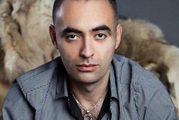 Zirəddin qorxu yaratdı - Dəhşət olacaq