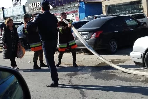 “Sədərək” də siqaret kötüyü 2 maşını yandırdı