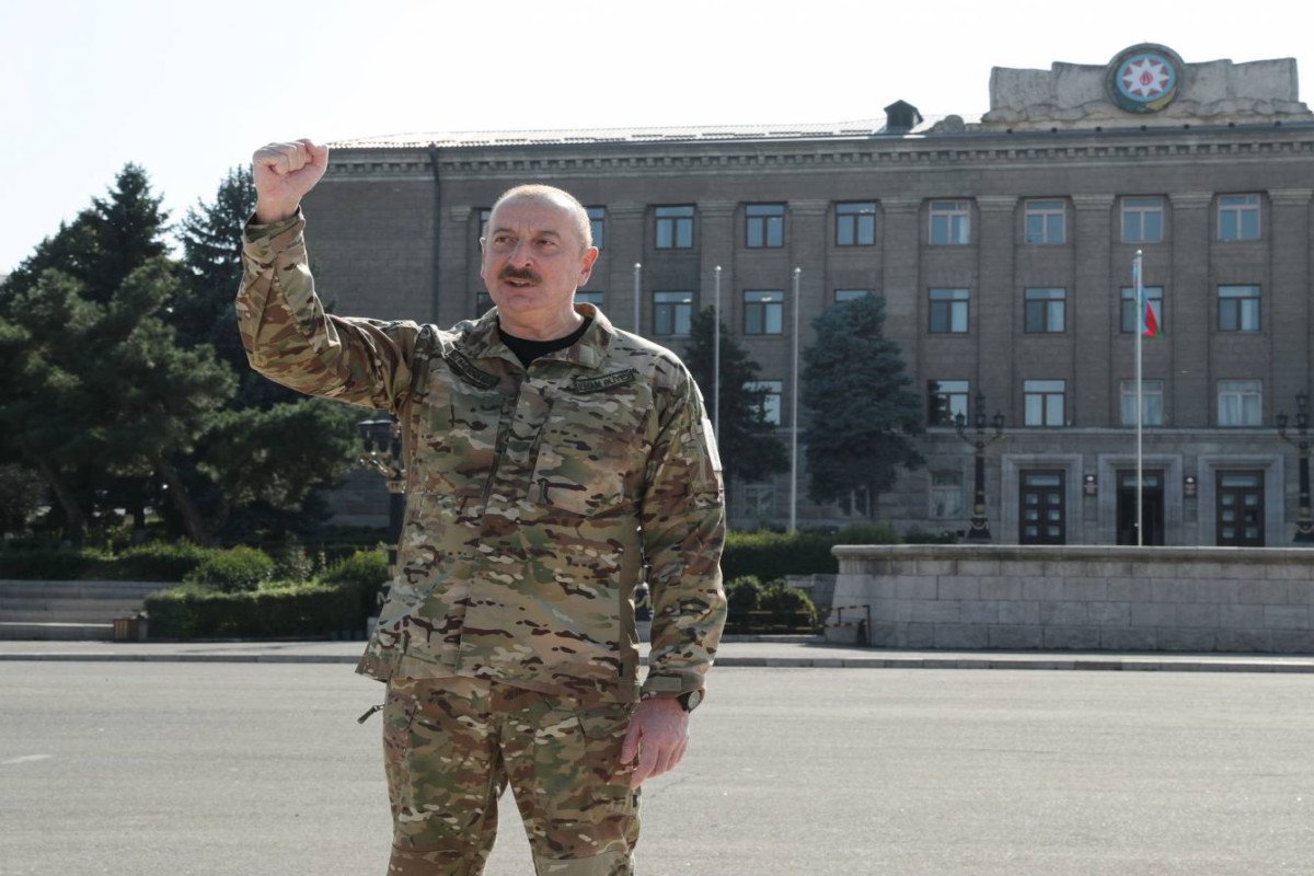 Prezident İlham Əliyev Xankəndidən xalqa müraciəti edir - VİDEO