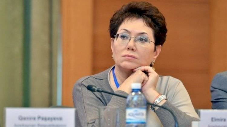 Prezident Elmira Axundovaya vəzifə verdi