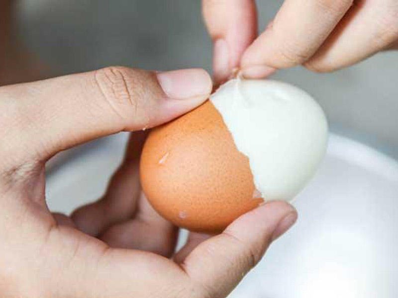 Marketdən aldığı yumurtadan görün nə çıxdı - FOTO