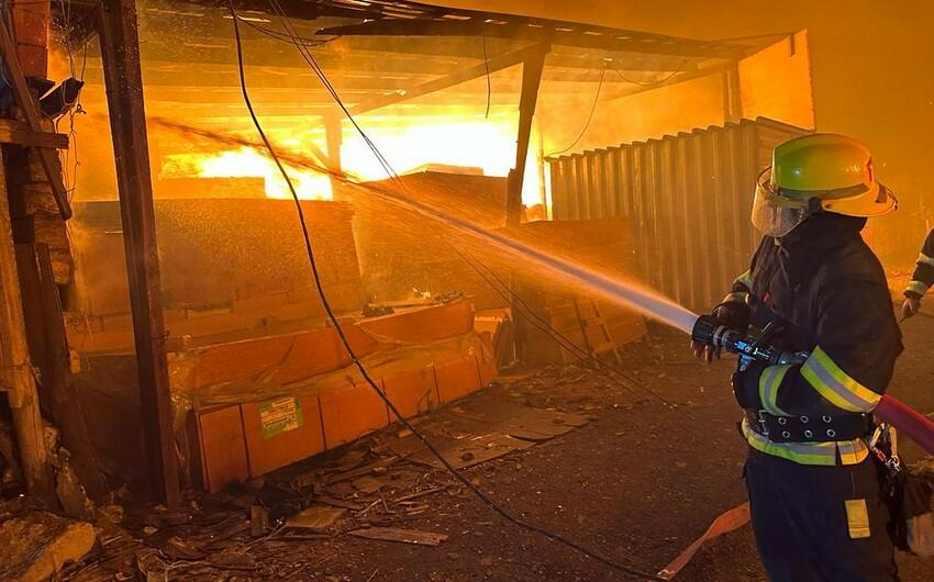İnşaat materialları bazarında yanğın nəzarətə ALINDI