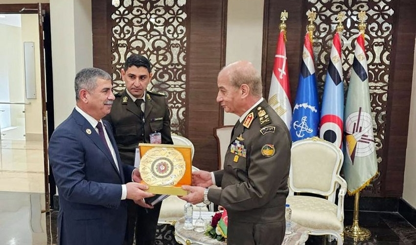 Zakir Həsənov misirli həmkarı ilə görüşdü