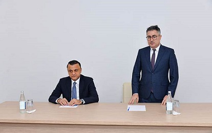 Təbib sədri postu uğrunda gizli savaş: Azər İsmayılovu paytaxtdan kimlər uzaqlaşdırıb?