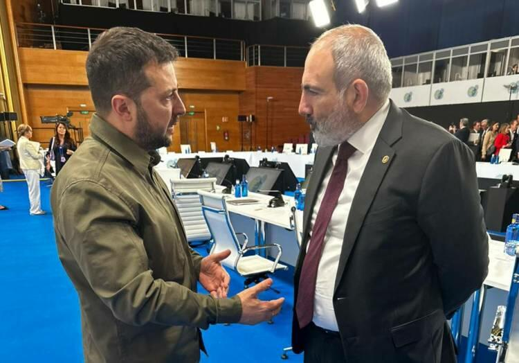 Zelenski Ermənistana səfər edəcək