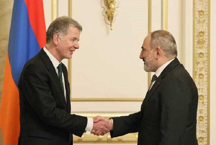 Mİ6 şefi qapalı görüşdə Paşinyana hansı göstərişi verib? - Erməniləri qorxu bürüdü