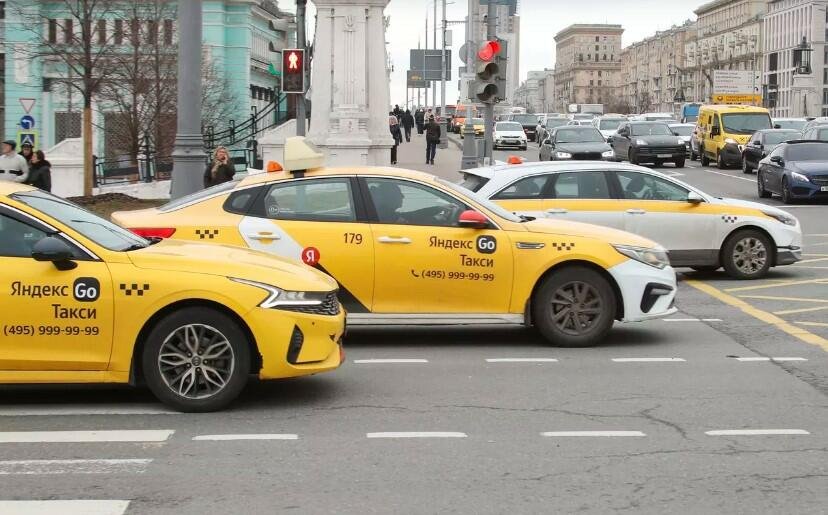 Taksi fəaliyyətinə buraxılış vəsiqəsi almaq üçün bu sənədlər tələb olunacaq