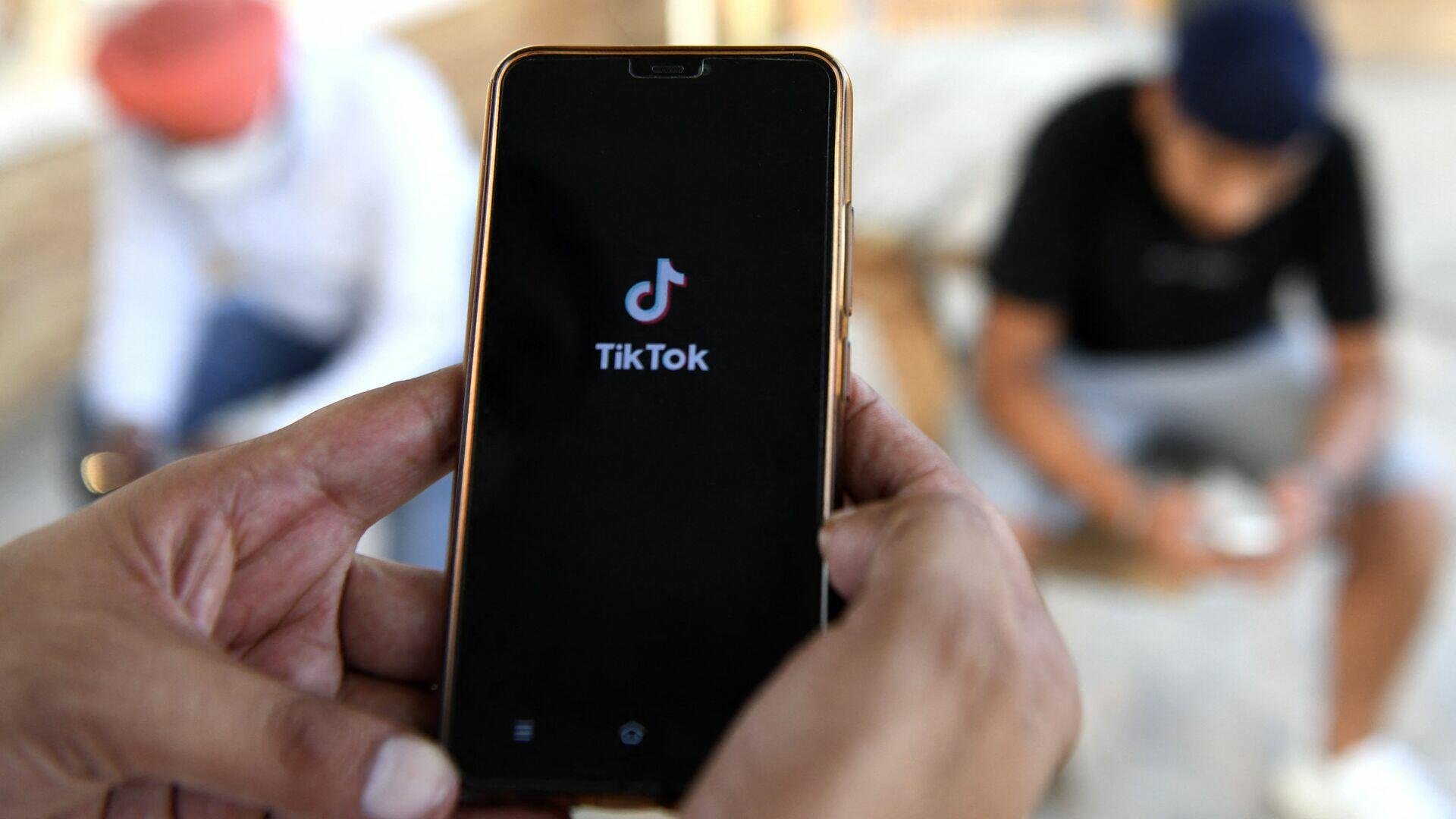 Diqqət: “TikTok”da yeni dələduzlar peyda oldu - FOTO
