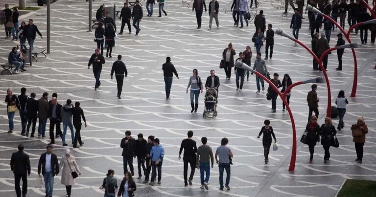 Təhlükə var: Çölə çıxmayın! - İki gün boyunca…