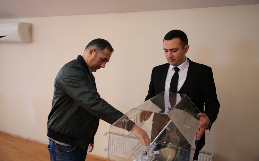 Füzuli şəhərinə köçürüləcək ailələr arasında növbəti püşkatma keçirilib