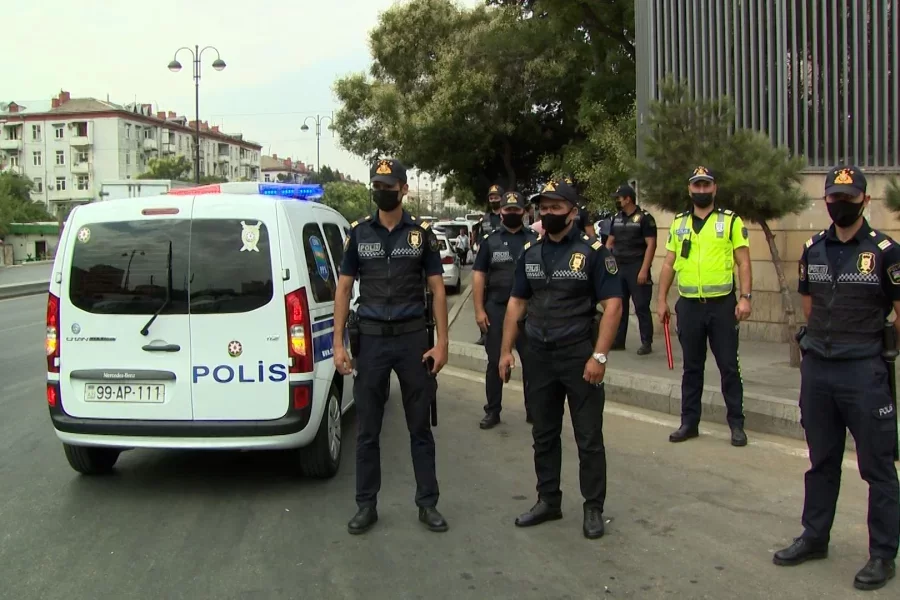Azərbaycanda DƏHŞƏT: Arvadını balta ilə ÖLDÜRDÜ