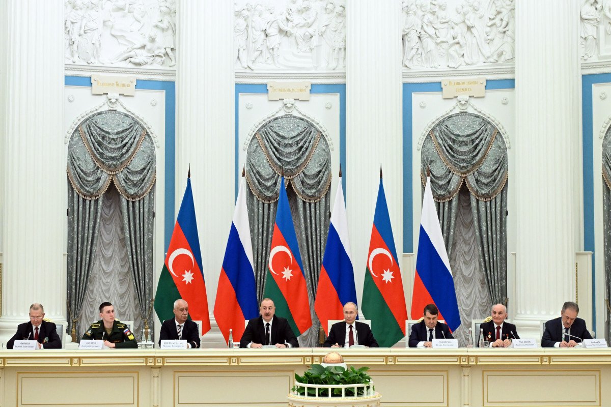 Azərbaycan və Rusiya prezidentlərinin BAM veteranları və işçiləri ilə birgə görüşü keçirilib - YENİLƏNİB