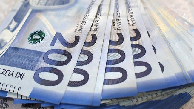 Azərbaycanda minimum əməkhaqqı 500 manata qaldırılır? - AÇIQLAMA