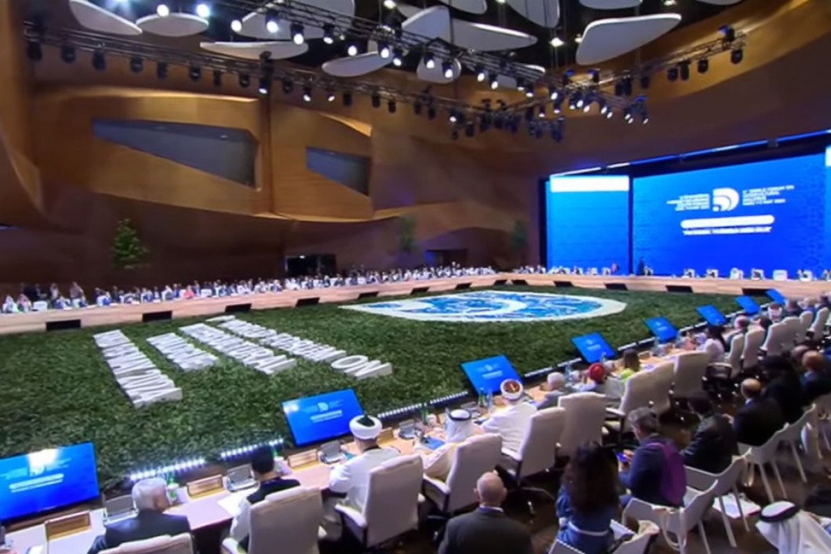 Prezident İlham Əliyev VI Ümumdünya Mədəniyyətlərarası Dialoq Forumunun açılış mərasimində iştirak edir