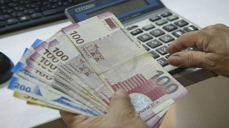 Bu şəxslərin maaşı artdı