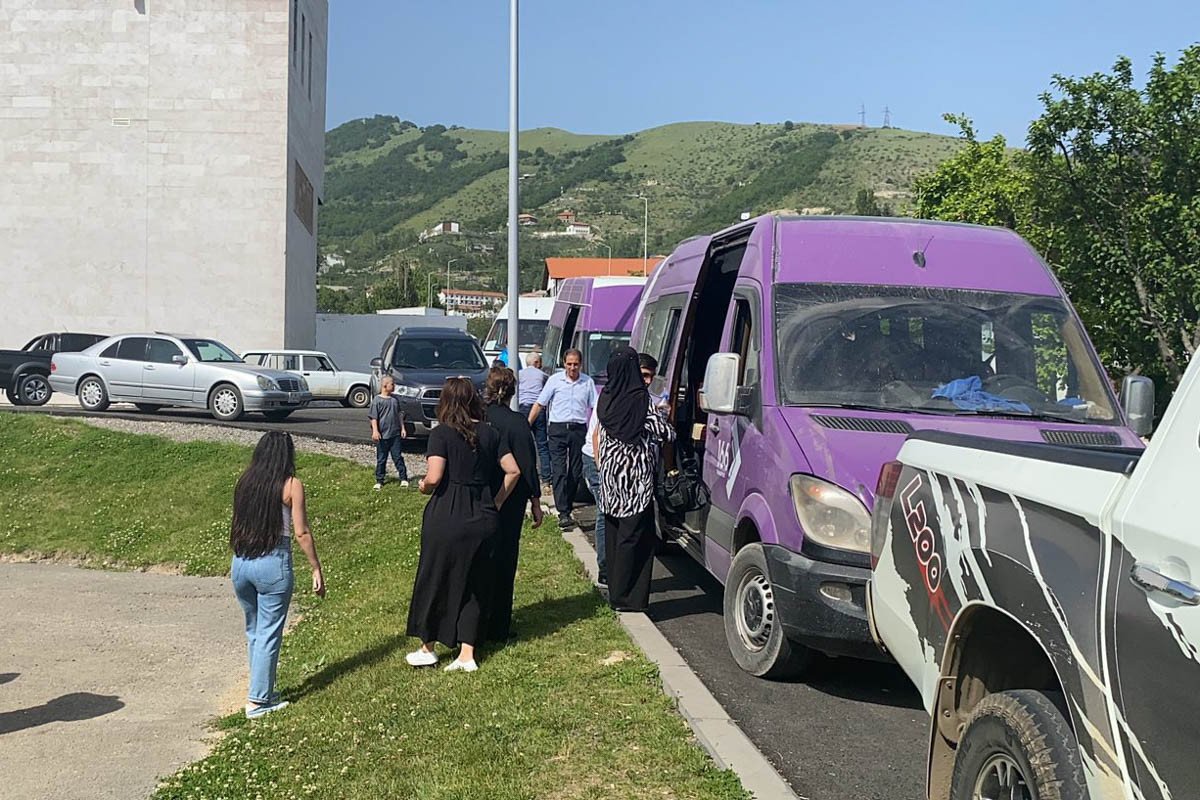 Növbəti köç karvanı Laçın rayonuna çatıb