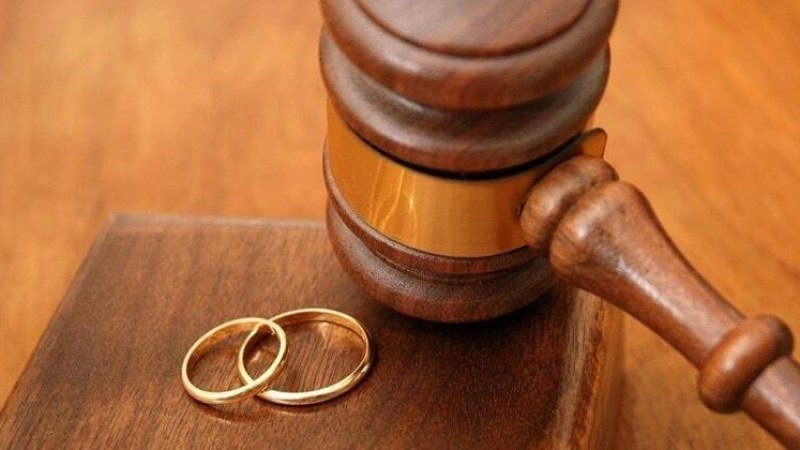 Azərbaycanda tüğyan edən saxta boşanmalar: ŞOK SƏBƏBLƏR