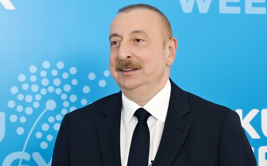 Prezident: Bərpaolunan enerjidən istifadəyə olduqca düşünülmüş yanaşma tətbiq edilməlidir