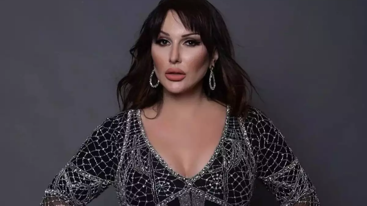 Çimnaz çılpaq şəkillərini bu qiymətə satışa çıxardı - FOTO