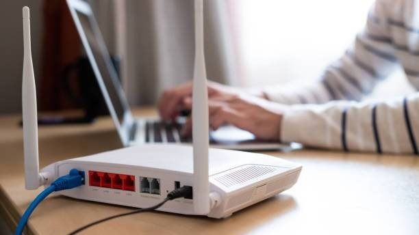 Azərbaycanda internetin qiyməti ARTACAQ - İT Mütəxəssisindən PROQNOZ