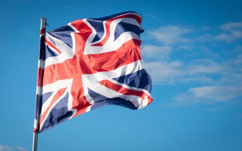 Britaniya səfirliyi: Hər şeyin təzəsi, dostun köhnəsi