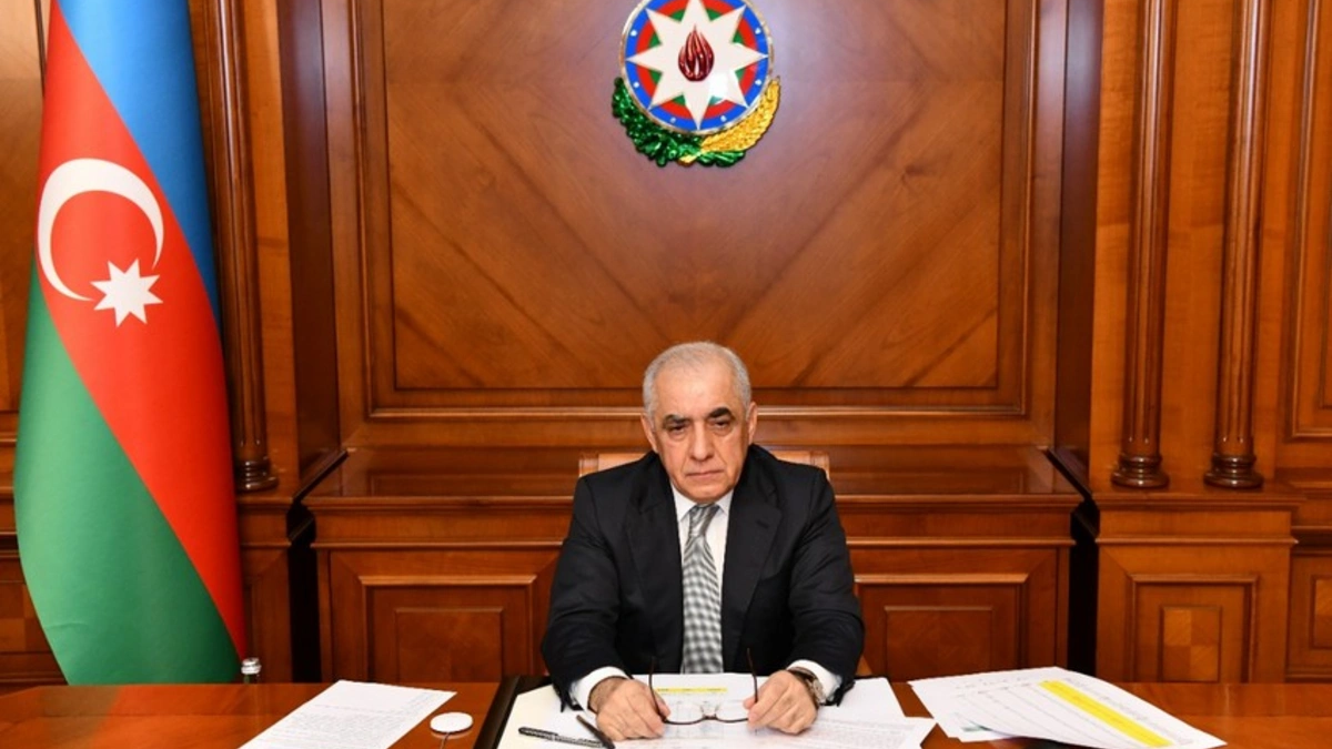 Dövlət xəstəxanalarında işləmək istəyənlərin NƏZƏRİNƏ - Baş nazir qərar imzaladı