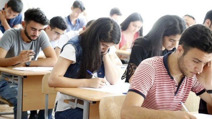 Bu il universitetlərdə keçid balı artacaq?