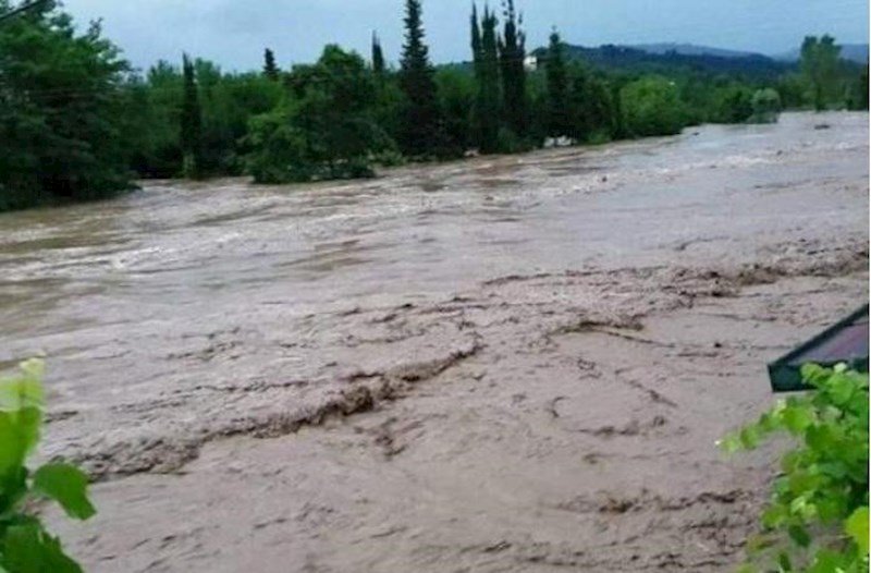 Bəzi yerlərdə leysan yağıb, çaylardan sel keçib - FAKTİKİ HAVA