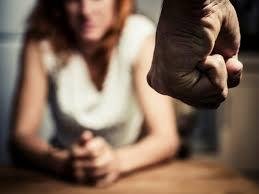 Azərbaycanda qadın müəllim zorakılığa məruz qaldı