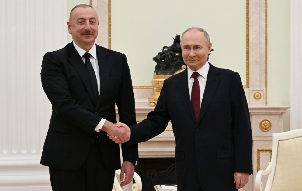 Azərbaycan və Rusiya prezidentlərinin məhdud tərkibdə görüşü başlayıb