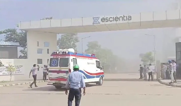 Hindistanda əczaçılıq zavodunda partlayış: Çox sayda ölən və yaralananlar var
