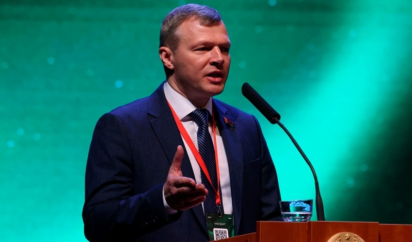 Belarus deputatı Ermənistandakı səfirlikdə baş verən insidenti şərh edib