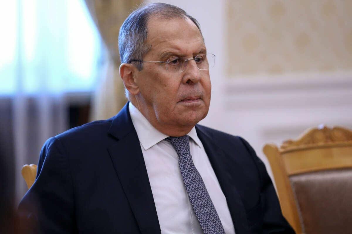 Lavrov: Rusiyanın "qırmızı xətləri" ilə zarafat etmək lazım deyil