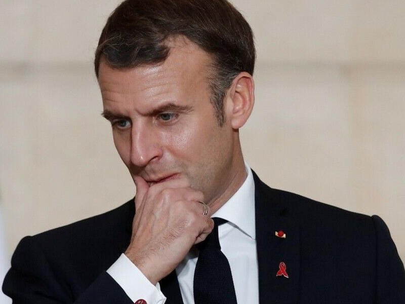 Makron prezidentlikdən uzaqlaşdırılır: 81 deputat imzaladı