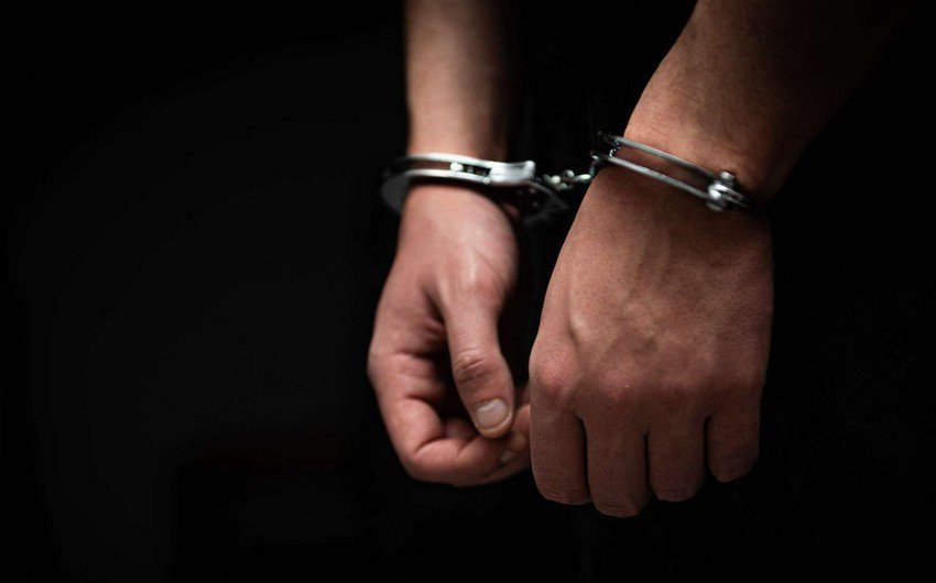 Bakıda polisdən qaçmağa cəhd edən şübhəlilər saxlanılıb, bir nəfər yaralanıb