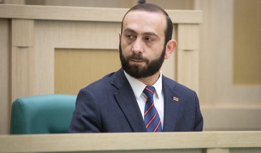 Mirzoyan: Ermənistan Qərbi Azərbaycanla bağlı söhbətlərdən təşvişə düşüb
