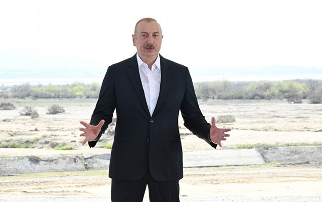 Prezident İlham Əliyev: Ermənistan təhlükəli oyunlara qoşulub
